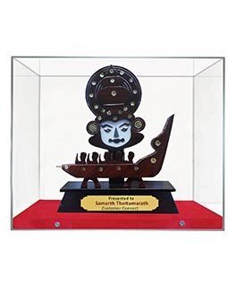 Kerala's Pride: Kathakali and Race Boat Miniature Memento With Acrylic Box