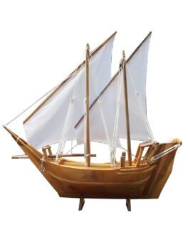 Polished Wooden Beypore Sailing Uru Model