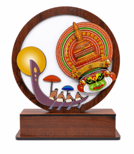 Kerala Kathakali & Chundan Vallam Wooden Showpiece – Handmade Cultural Memento